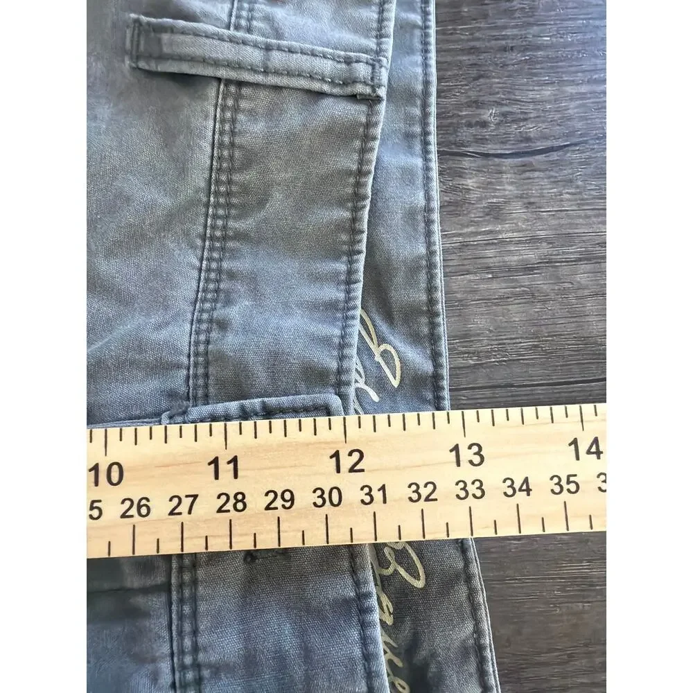 Men’s grey Eddie Bauer cargo pants